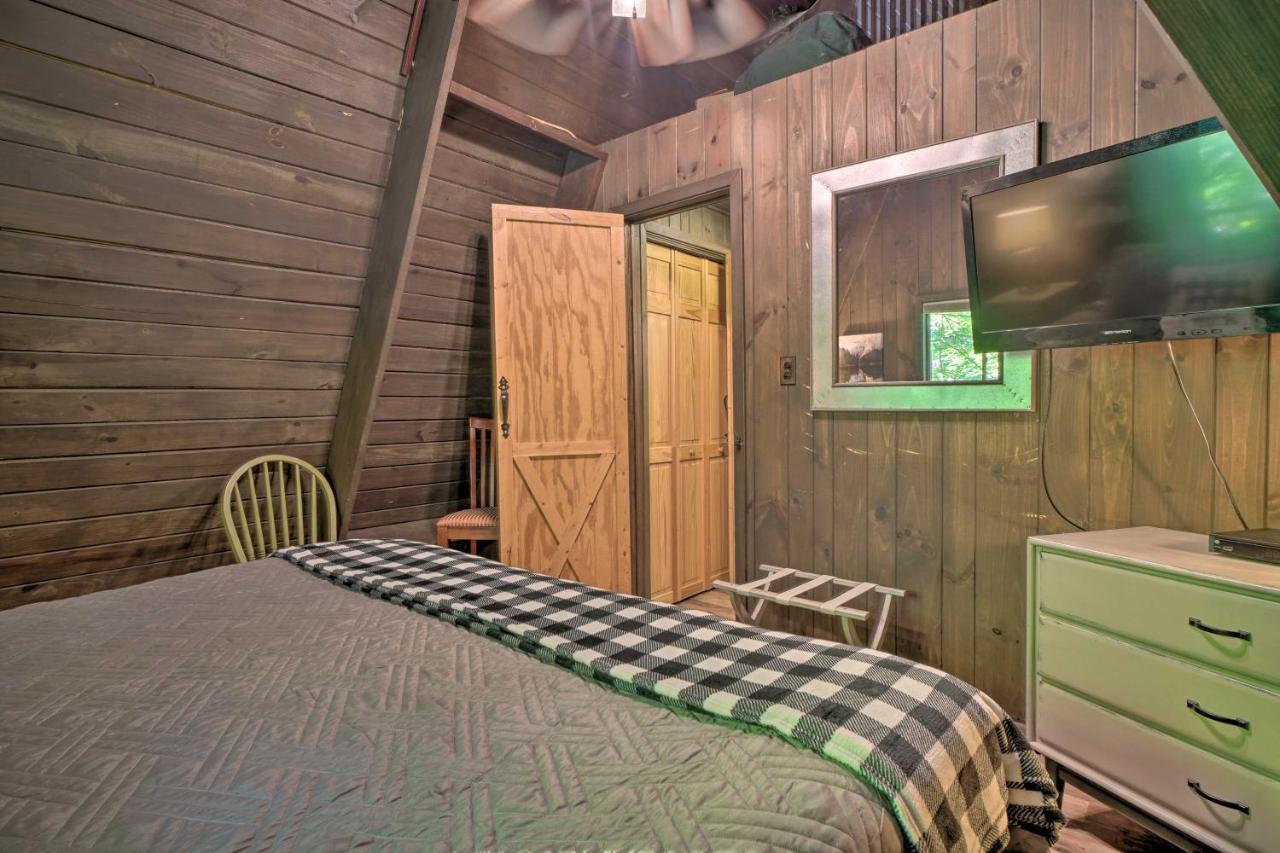 Snuggle Inn In The Heart Of Chalet Village! Gatlinburg Dış mekan fotoğraf