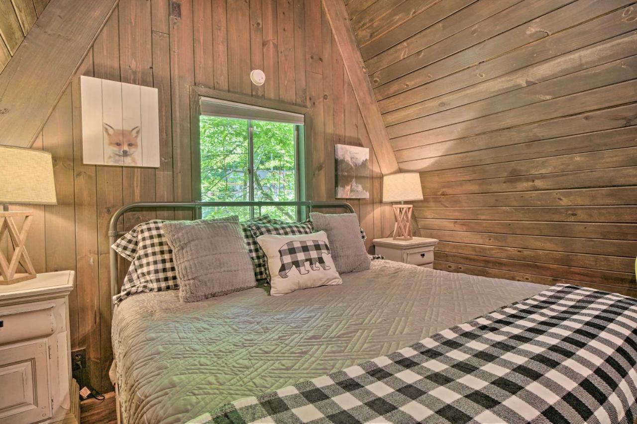 Snuggle Inn In The Heart Of Chalet Village! Gatlinburg Dış mekan fotoğraf