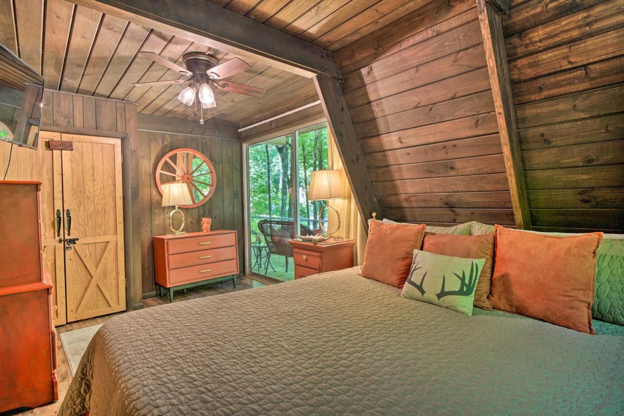 Snuggle Inn In The Heart Of Chalet Village! Gatlinburg Dış mekan fotoğraf